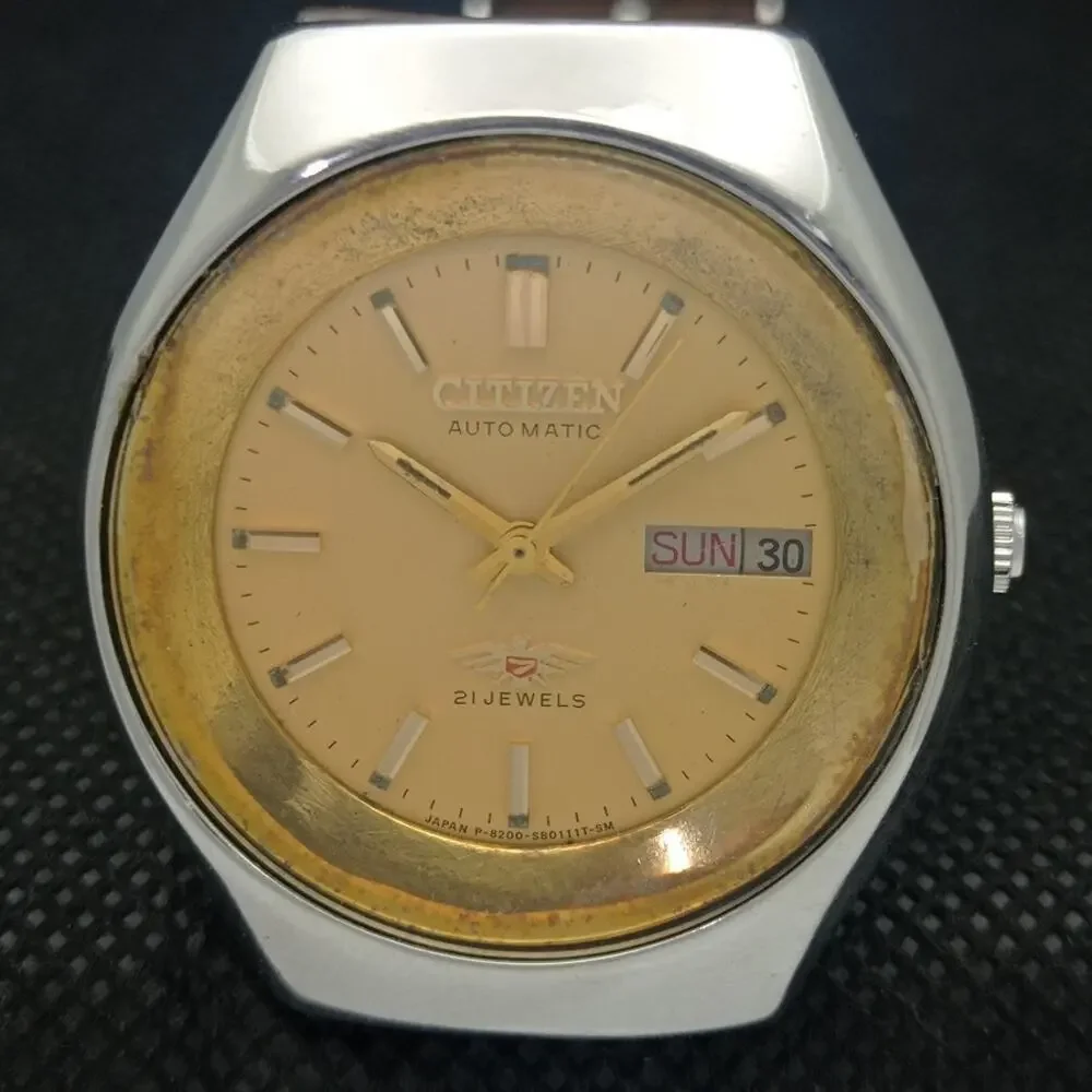 Vintage 1980 Citizen Automatic Mens Silver Watch W/daydate & Gold accents